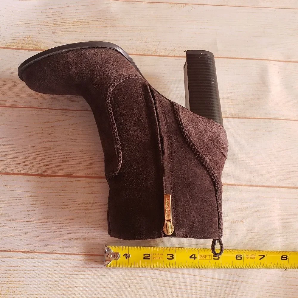 Nine West Suede Block Heel Almond Toe Ankle Boots Booties Dark Brown Size 8M